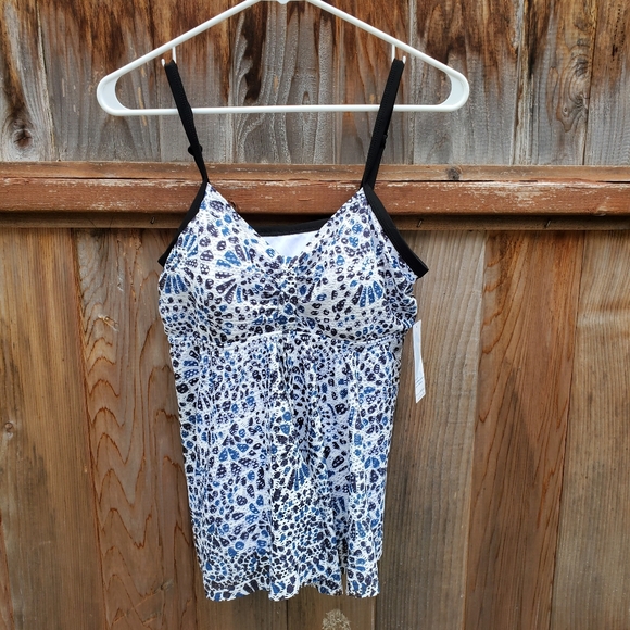 Charm Leaks Sleeveless Top Size Large - Picture 1 of 13